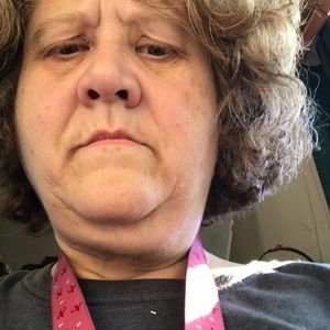 Meet your Posher, Connie